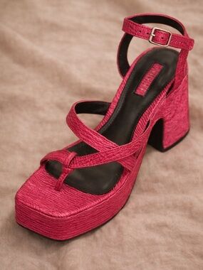Topshop Fuchsia Textured Platform Ankle-Strap Sandal